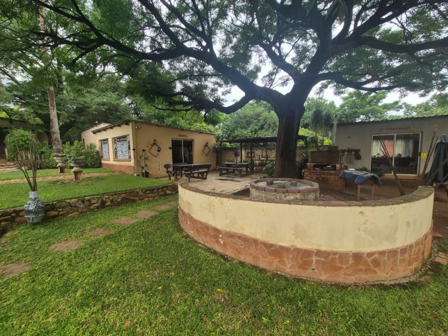 10 Bedroom Property for Sale in Mooinooi North West